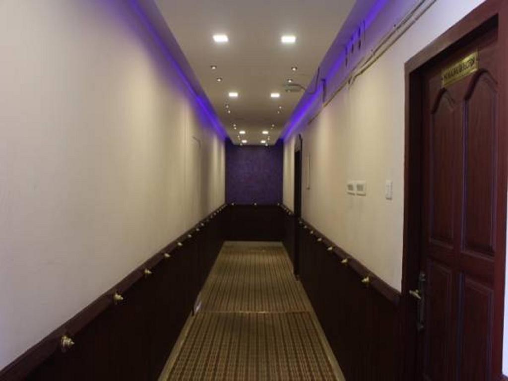 Sm Regency Kochi Bagian luar foto