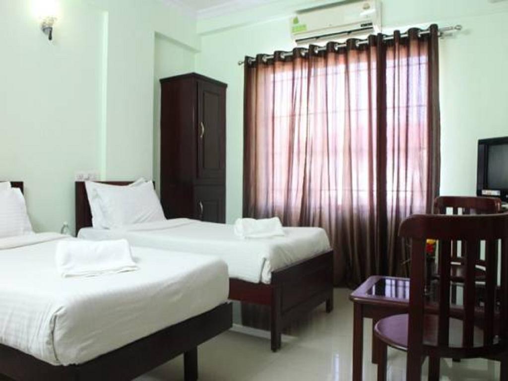 Sm Regency Kochi Bagian luar foto